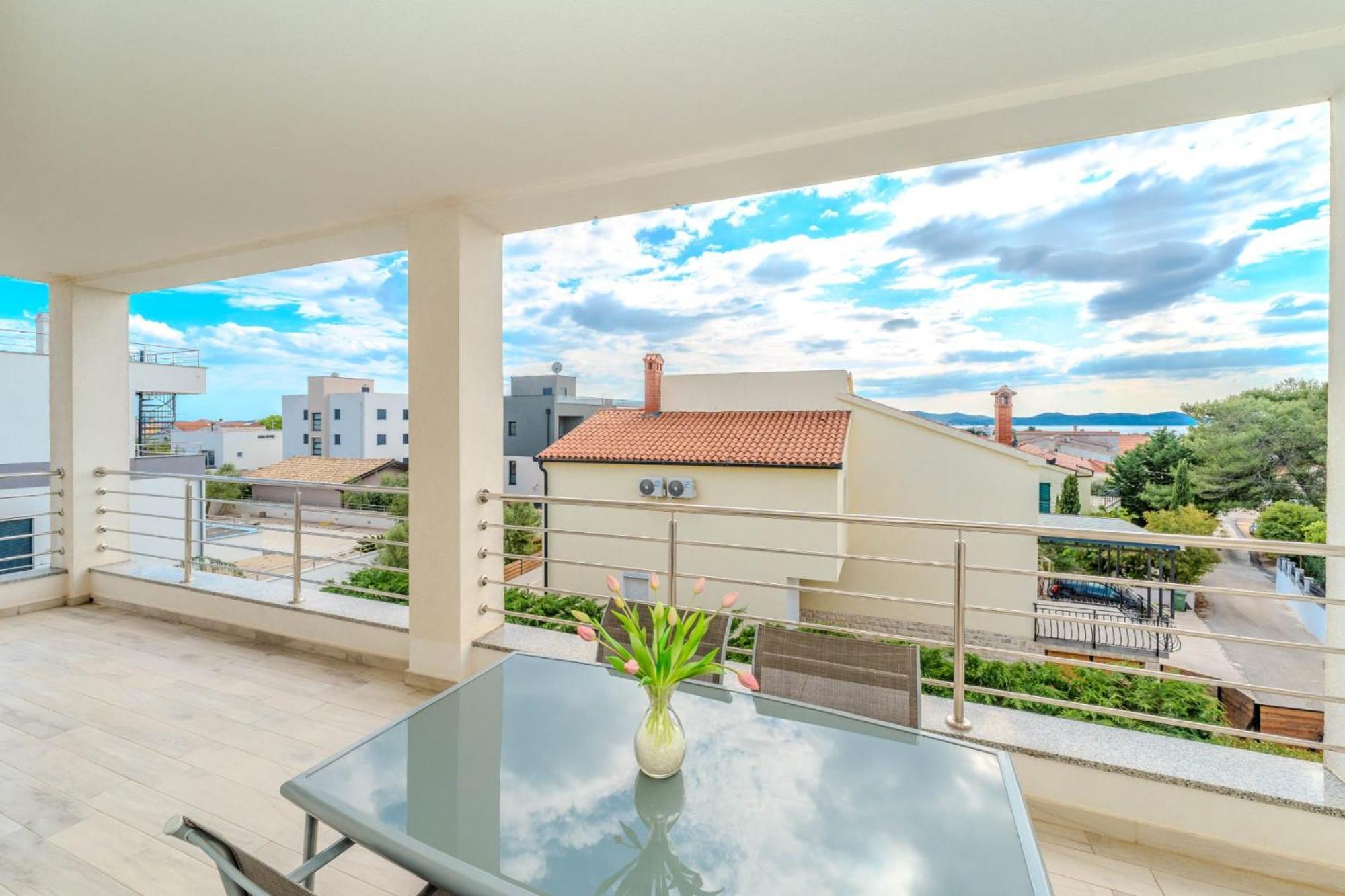 Apartment Deluxe Villa Carlotta Zadar Zewnętrze zdjęcie